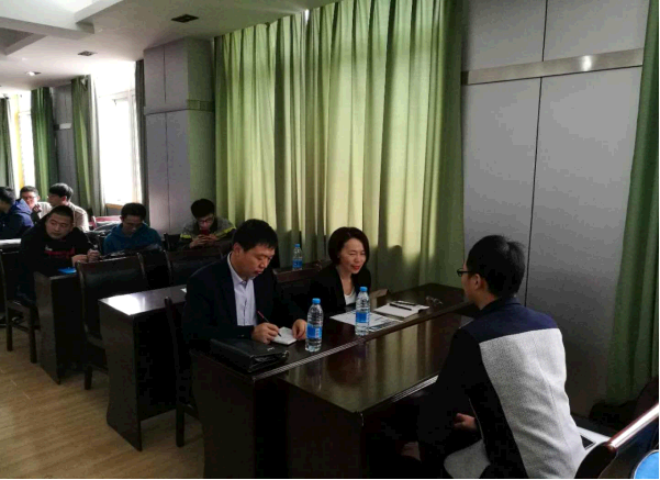 公司董事長、總經(jīng)理、黨委書記陳少慧率隊(duì)赴外招聘